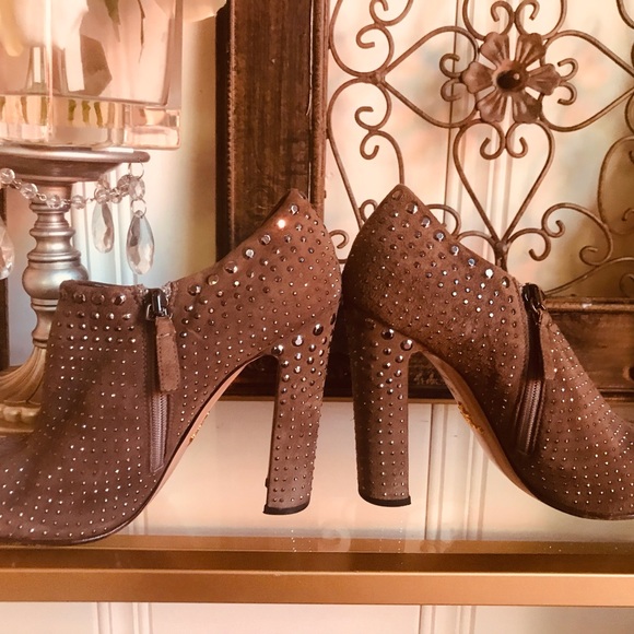 Prada Booties 6.5 - Picture 3 of 7